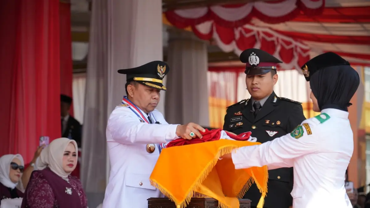Upacara detik-detik Proklamasi Kemerdekaan Republik Indonesia dalam rangka HUT ke-81 RI di Kabupaten Tapin