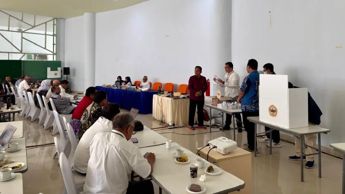 RAPAT: Senat ULM menggelar pemungutan suara ulang Pilrek ULM 2026 di General Building ULM Banjarmasin, Rabu (19/8/2026). (Foto: Humas ULM untuk Radar Banjarmasin)
