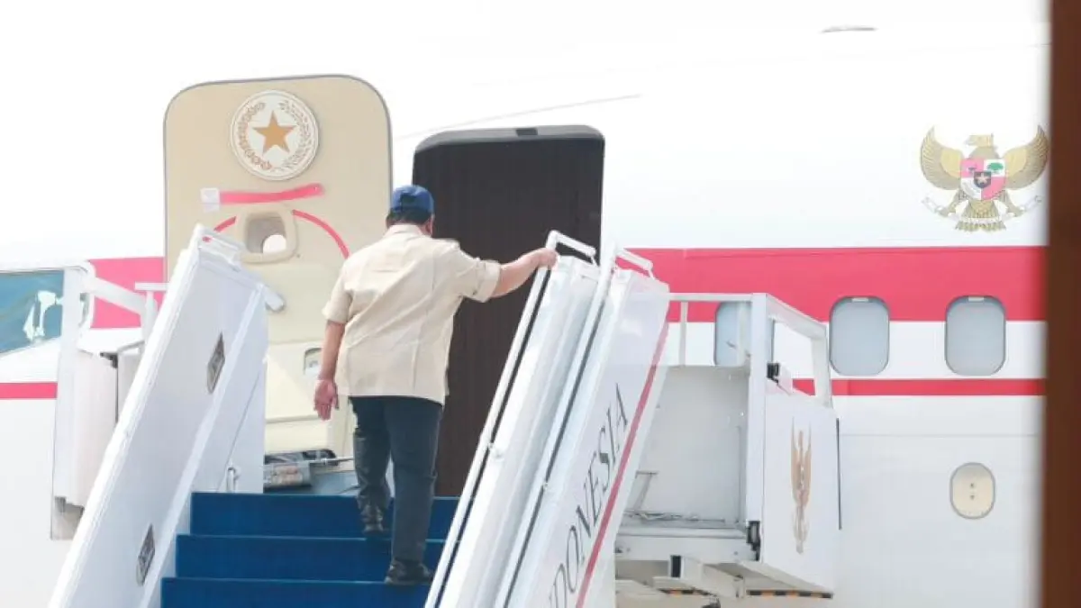 KE KALIMANTAN‎: Presiden Prabowo Subianto bertolak ke Kalimantan untuk memimpin langsung penanganan karhutla.(Foto: Sekretariat Kabinet Republik Indonesia)&nbsp;