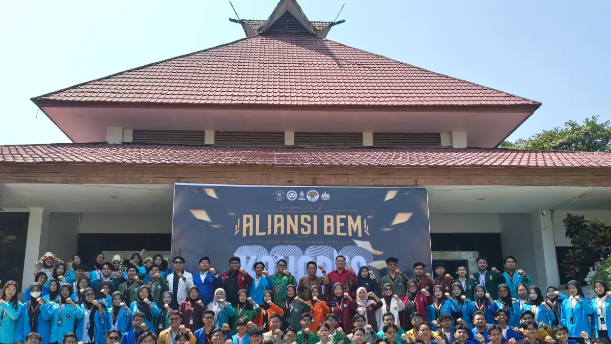 KONGRES MAHASISWA: Suasana Kongres ke-V Aliansi BEM se-Kalsel di Aula Griya Mayang Maurai, Kecamatan Paringin, Kabupaten Balangan, Sabtu (22/8/2026). ( Nabila untuk Radar Banjarmasin)