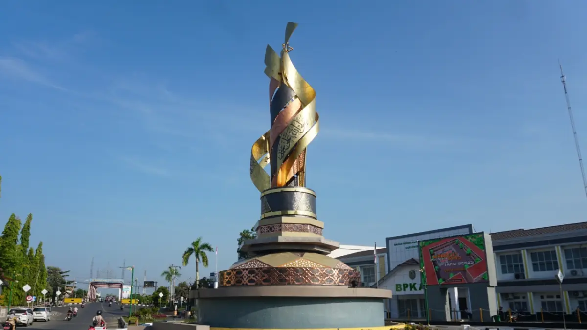 Tugu Salawat Amuntai. (Foto: Ilham Mufti Laksono/Wikipedia)