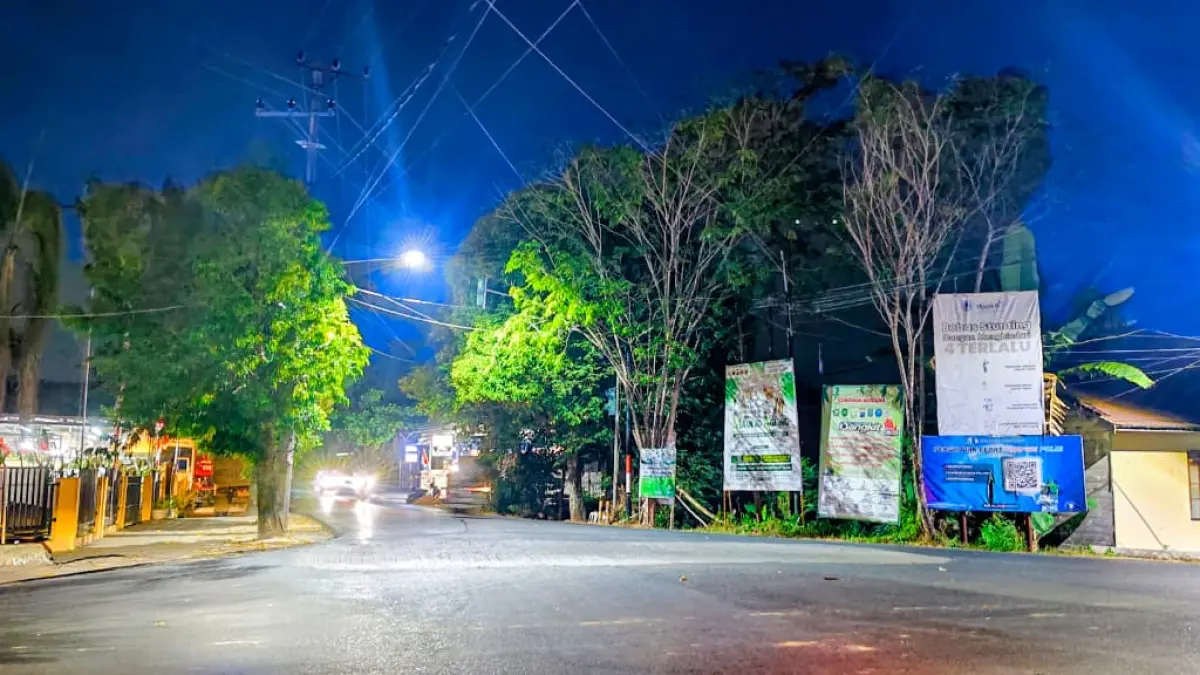 PENGHORMATAN: Jalan Bihman Villa di Kelurahan Antasari Kecamatan Amuntai Tengah Kabupaten Hulu Sungai Utara. (Foto: M Akbar)