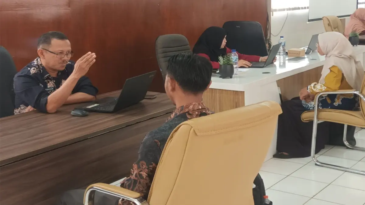 DIEVALUASI: BKPSDM Tabalong mewawancarai PPPK yang dievaluasi.