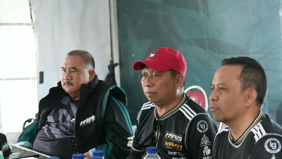  Pemerintah Kabupaten (Pemkab) Tapin.