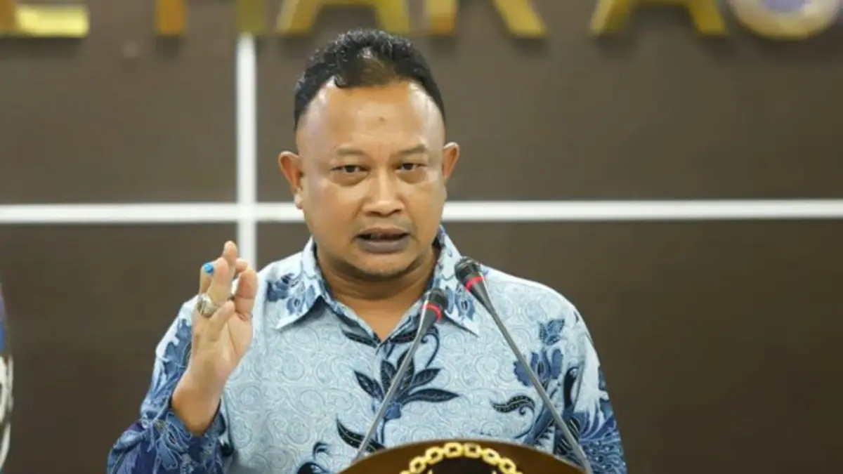 DESAK USUT TUNTAS: Komisioner Kompolnas Mohammad Choirul Anam. Ia mendorong peristiwa tewasnya Bambang setiawan dalam kerusuhan di Pejompongan, Tanah Abang, Jakarta Pusat, diusut secara tuntas (Dery Ridwansah/Jawa Pos)