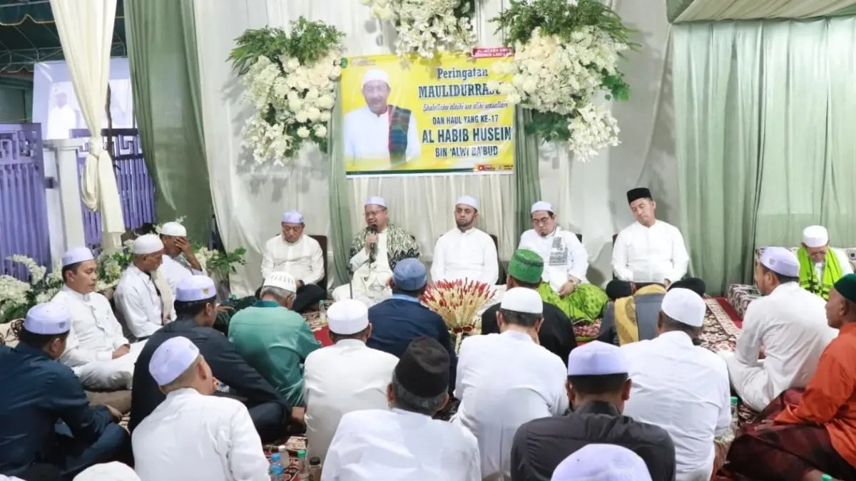 HAUL: Pelaksanaan Haul ke-17 Habib Husein Bin Alwi Ba