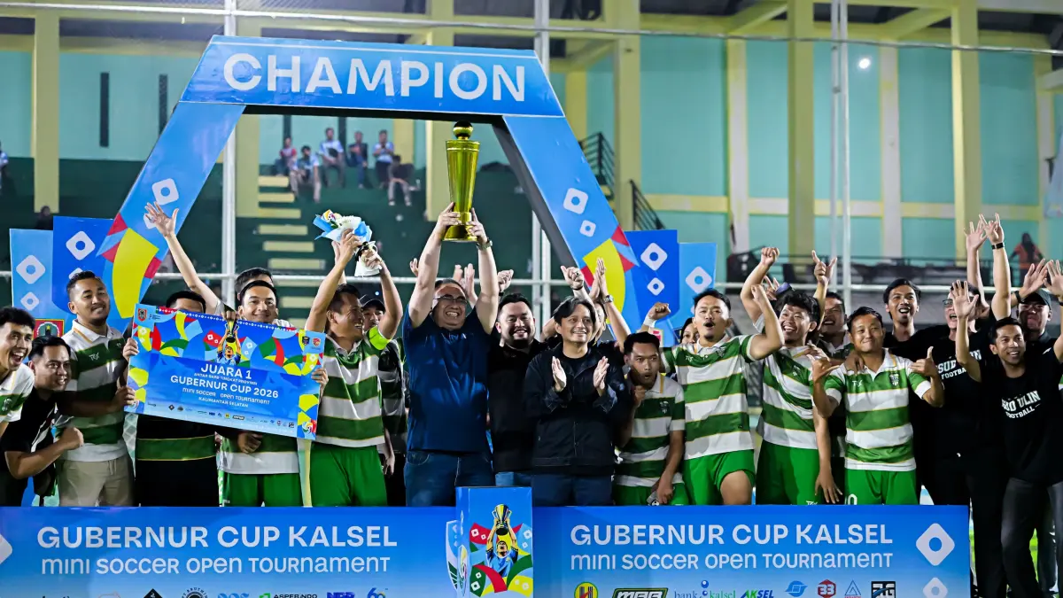 PENUTUPAN: Suasana penutupan Gubernur Cup Mini Soccer, salah satu rangkaian kegiatan olahraga Dispora Kalimantan Selatan dalam rangka peringatan Hari Jadi Provinsi Kalsel ke-76 dan HUT RI ke-81. (M Idris Jian Sidik)