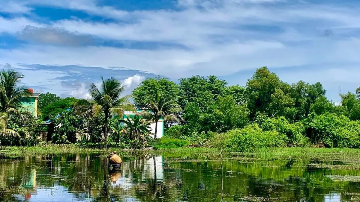 PERTANIAN: Lahan pertanian di tengah keterbatasan ruang Kota Banjarmasin. Keberadaan lahan dinilai penting untuk mendukung pengembangan petani milenial dan menjaga ketahanan pangan.(Foto: Endang Syarifuddin/Radar Banjarmasin)