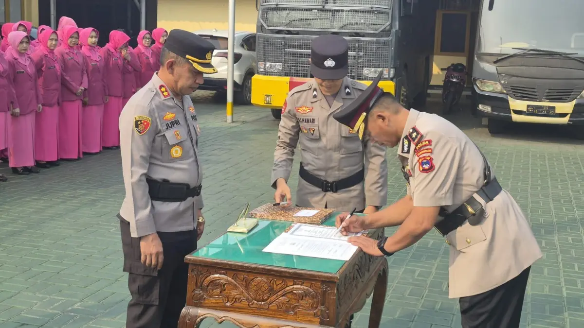 ROTASI: Kapolres HST merotasi sejumlah pejabat di lingkungan Polres HST, Rabu (2/9/2026). (Foto: Jamaluddin/Radar Banjarmasin).