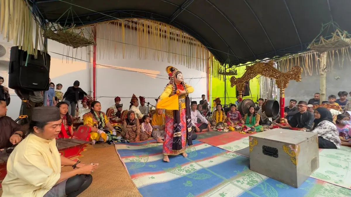 BUDAYA: Tradisi Badudus Panupingan masih dilestarikan oleh zuriat Datu Taruna di HST. (Foto: Jamaluddin/Radar Banjarmasin).