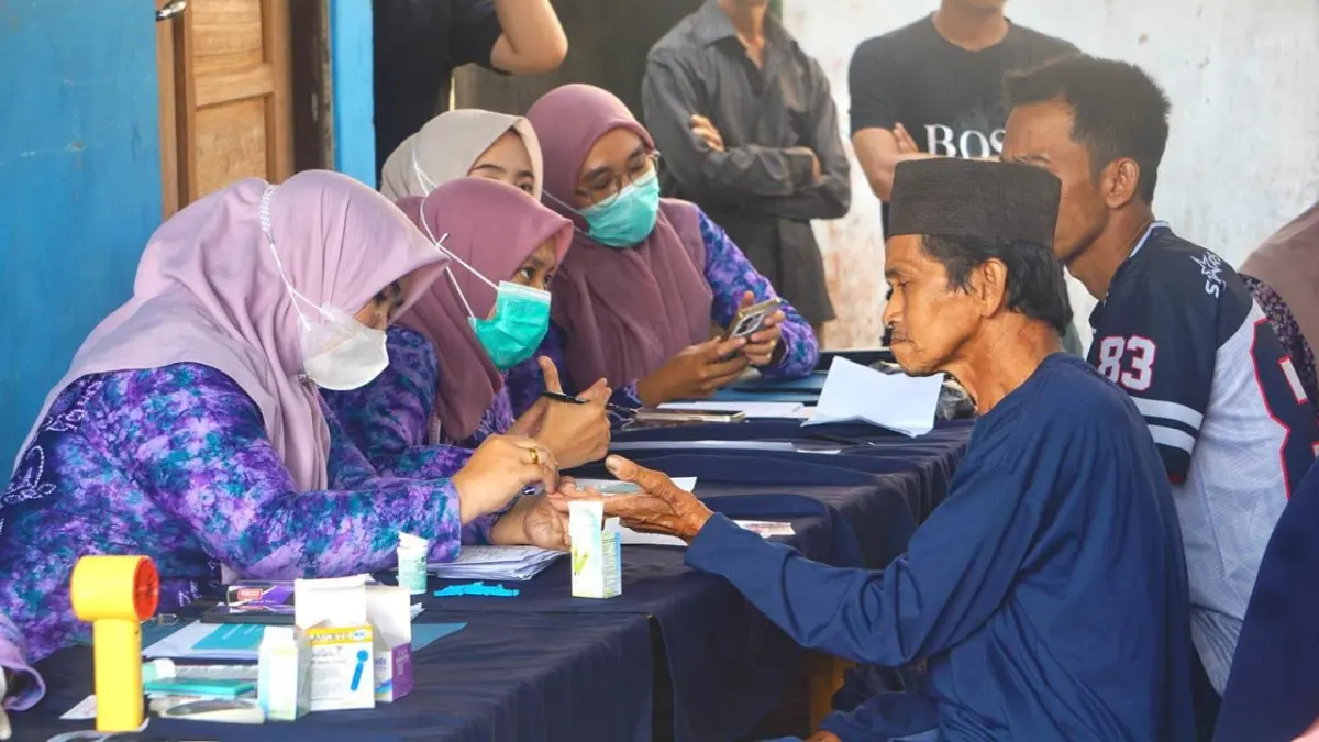 CEK KESEHATAN : Dinas Kesehatan Kabupaten Balangan bekerja sama dengan UPTD Puskesmas Awayan menggelar Cek Kesehatan Gratis (CKG) dan tracing Tuberkulosis (TB) di Desa Nungka, Kecamatan Awayan, Kamis (27/8/2026).