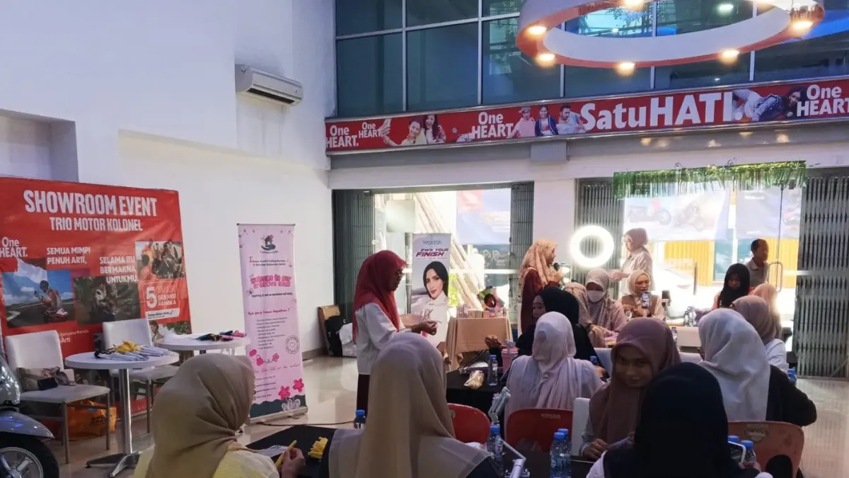 WORKSHOP: Kegiatan workshop untuk pelanggan yang digelar Trio Motor&nbsp;
