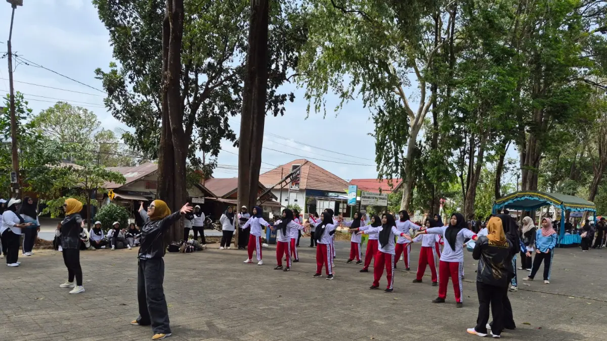 Para pegiat olahraga masyarakat ketika mengikuti seleksi yang digelar Kormi Tala dalam menghadapi Forprov 2027 di Kabupaten Tapin. (Foto : Norsalim Yahya/Radar Banjarmasin)
