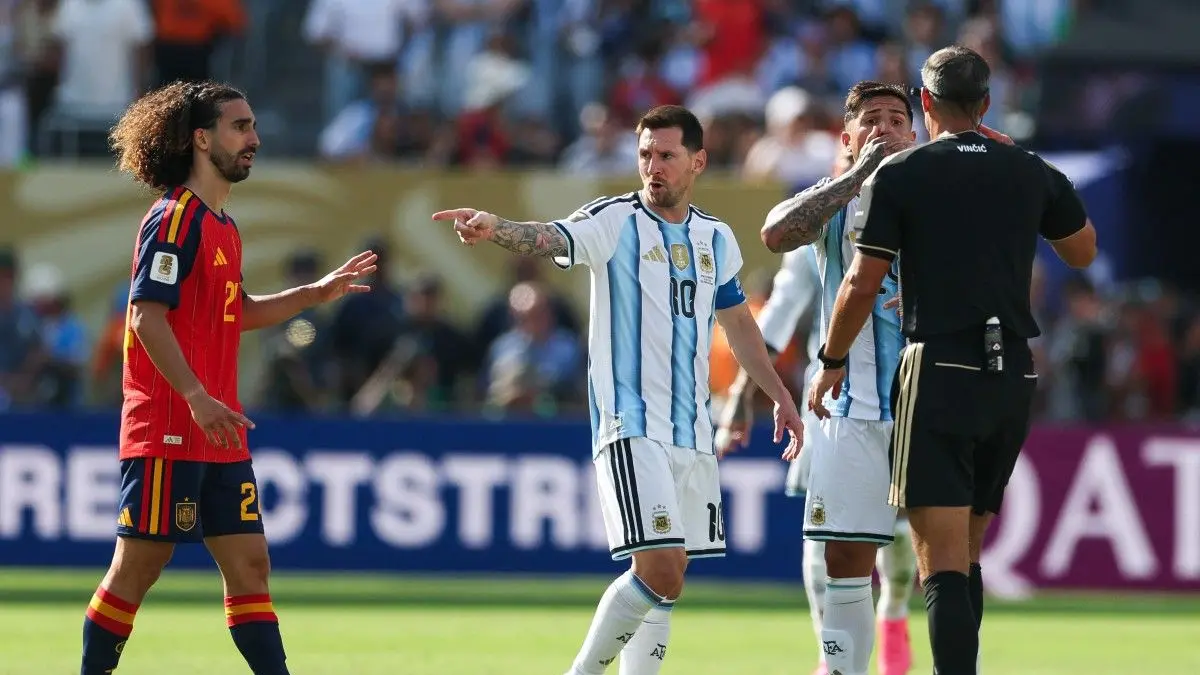 MENGUMUMKAN: Timnas Argentina akan mengumumkan calon lawan mereka di FIFA Matchday mendatang di era baru tanpa kehadiran Lionel Messi.