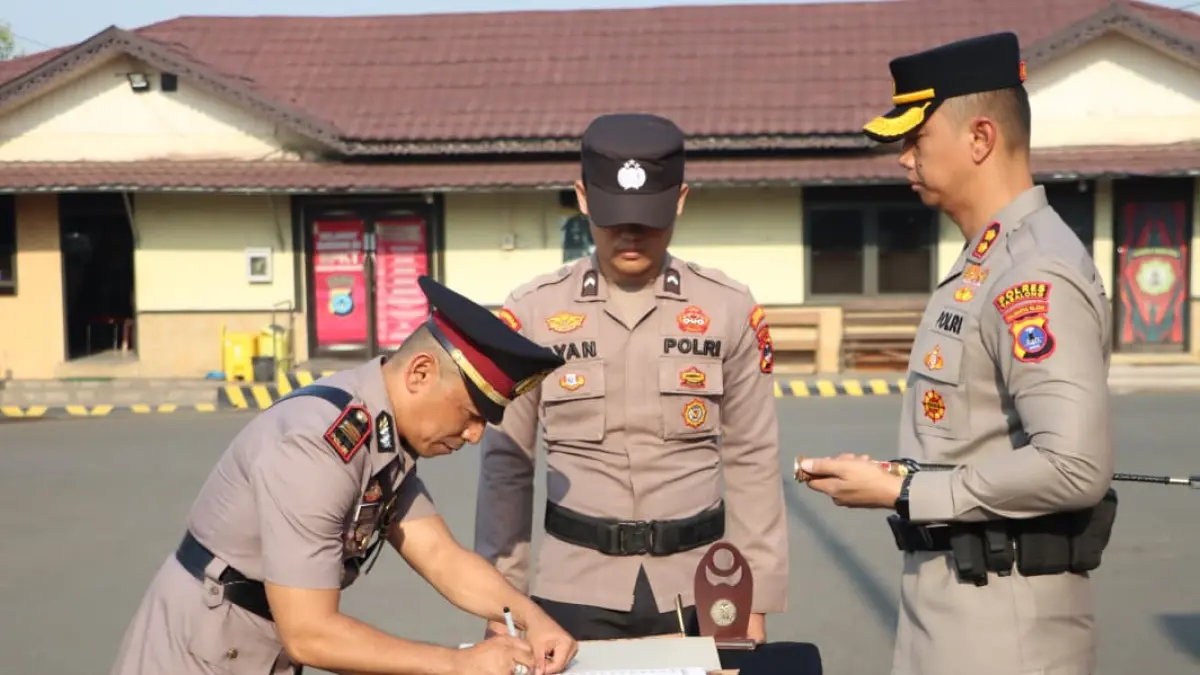 JABATAN: Serah terima jabatan dan pengucapan sumpah/janji pejabat&nbsp; di halaman Mapolres Tabalong, Jumat (11/9/2026) pagi.