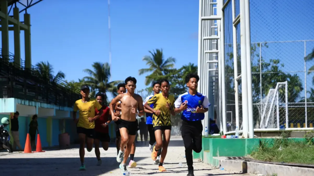 Atlet binaan Sentra Pembinaan Olahragawan Berbakat Daerah (SPOPDA) Dispora Kalimantan Selatan menjalani latihan sebagai persiapan mengikuti sejumlah kejuaraan nasional. (M Idris Jian Sidik)