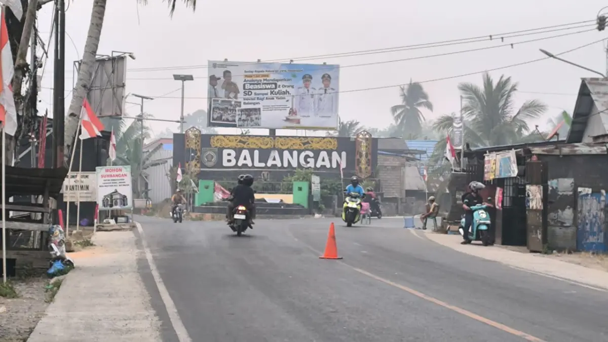 Memburuknya kualitas udara akibat Karhutla memicu Disdikbud mengeluarkan edaran yang mengizinkan sekolah memulangkan siswanya. (M Dirga/Radar Banjarmasin)