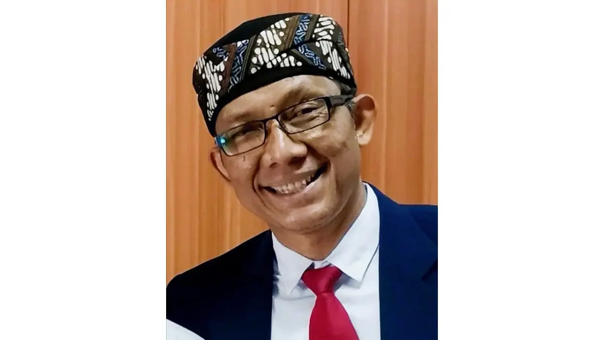 Prof. Dr. H. Muhammad Adib, Drs., M.A.