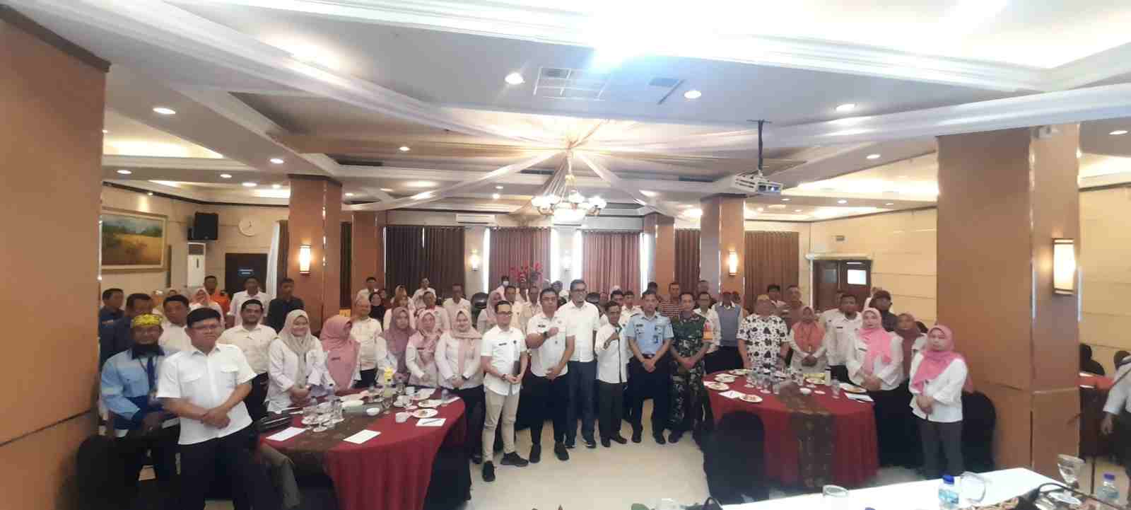 KEMBALI DIBAHAS: Camat Balikpapan Tengah Agung Budi Wibowo (tengah) memimpin kegiatan Musrenbang Kecamatan Balikpapan Tengah yang turut membahas lahan eks Puskib.