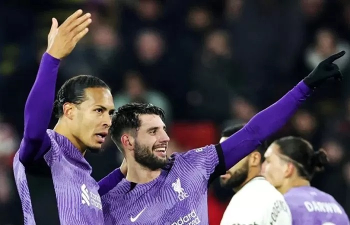 Van Dijk dan Slobozlai