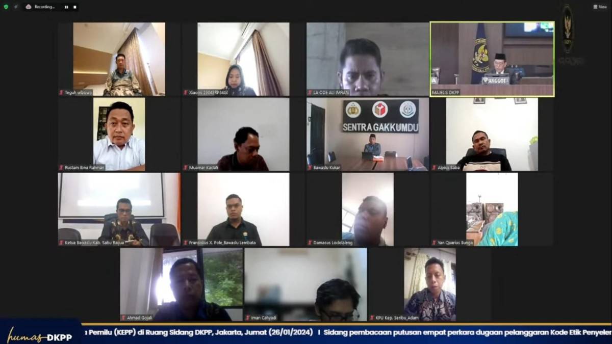 Tangkapan layar sidang DKPP RI yang diselenggarakan pada Jumat (26/1) kemarin (Youtube DKPP RI)