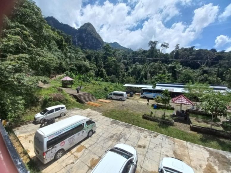 DANA DESA: Kawasan wisata Gunung Rian yang berada di Desa Safari menjadi salah satu sumber pendapatan asli desa selain dana desa.