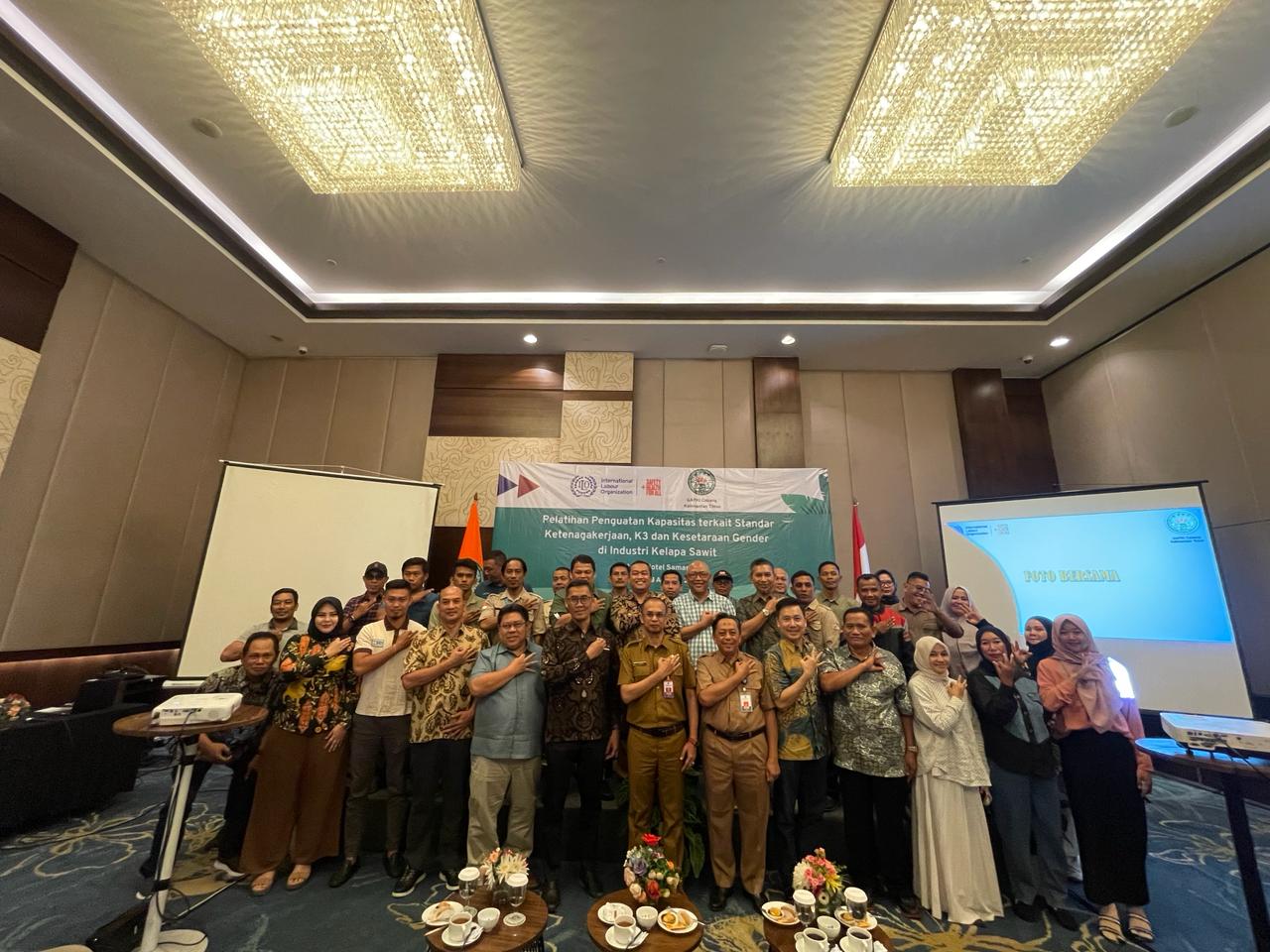 SINERGI: Pelaku usaha dan pemerintah, terus berupaya mendorong SDM kelapa sawit di Kaltim.