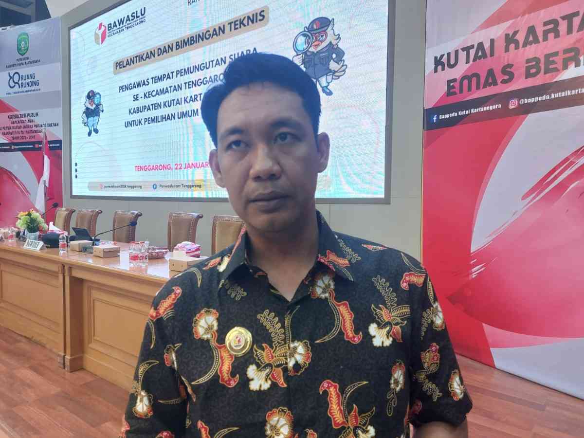 Ketua Badan Pengawas Pemilu Kukar Teguh Wibowo (Elmo/Prokal.co)