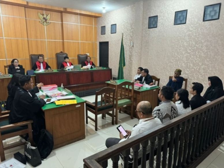 HADIRKAN SAKSI: Kelima saksi yang dihadirkan oleh JPU memberikan keterangan di persidangan. FOTO: DOK KEJARI TARAKAN