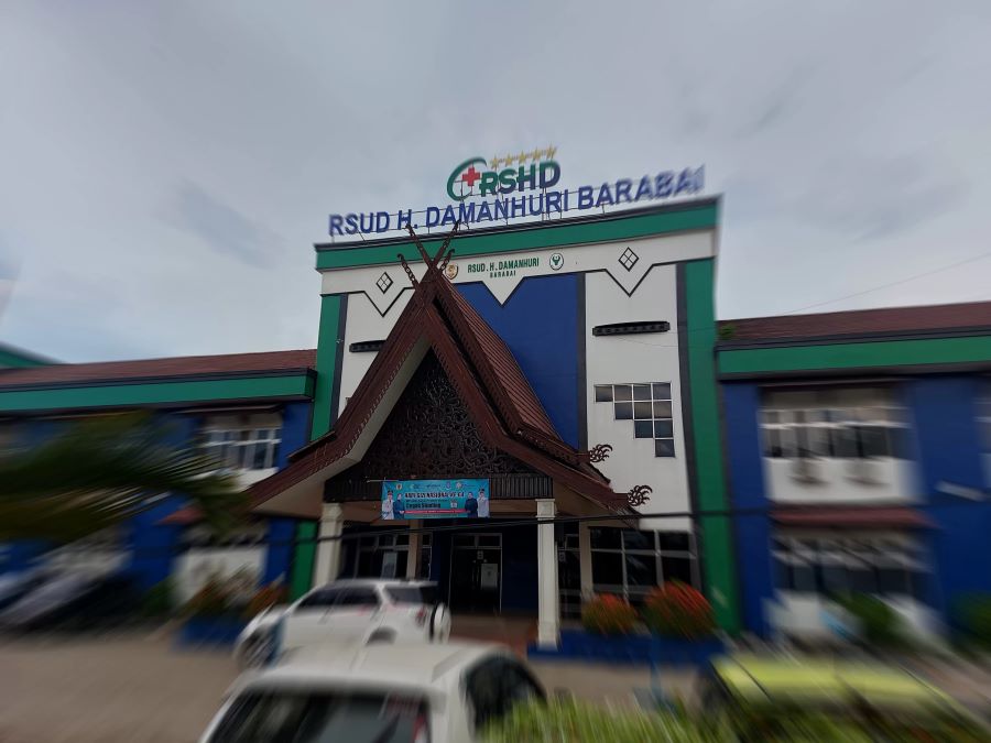 MAKAN KORBAN: Tiga pasien DBD yang dirawat di RSHD Barabai akhirnya meninggal dunia.(foto: Jamaluddin/Radar Banjarmasin)