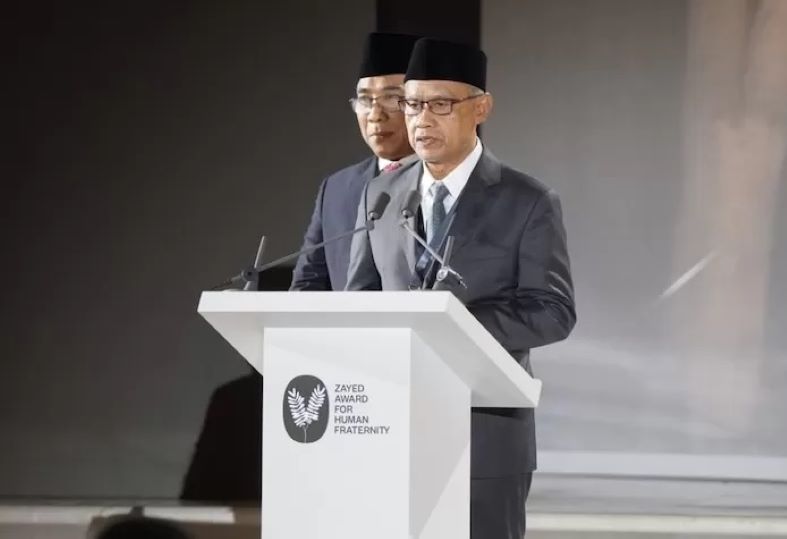 Ketua Umum Pimpinan Pusat Muhammadiyah Haedar Nashir sampaikan rasa terima kasih atas penghargaan Zayed Award 2024 yang diberikan kepada Muhammadiyah.