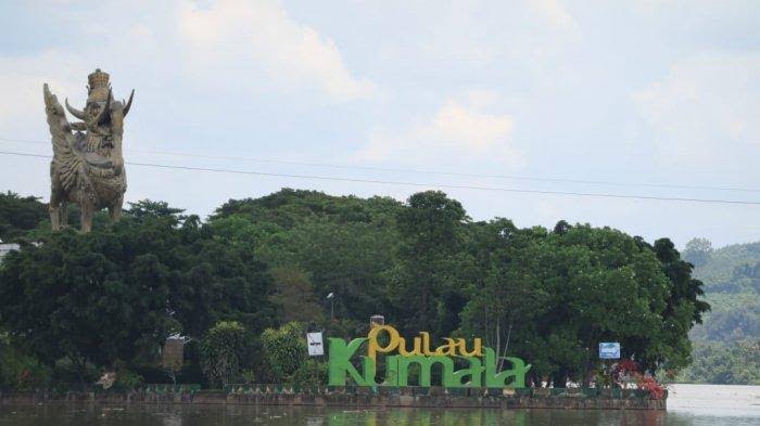 Pulau Kumala di Tenggarong, Kukar.