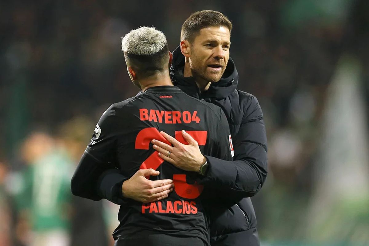 CERDIK: Der trainer Bayer Leverkusen Xabi Alonso mengusung taktik yang sukses mengecoh der trainer Bayern Munchen Thomas Tuchel.&nbsp;KIRILL KUDRYAVTSEV/AFP