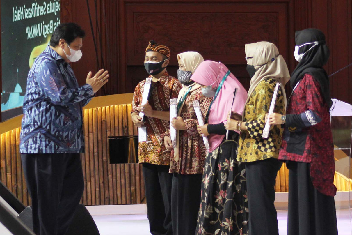 DIKEBUT: Dalam tiga tahun terakhir, Pusat Pemberdayaan Industri Halal Kementerian Perindustrian memberikan fasilitasi sertifikasi halal kepada 3.095 IK, baik dengan skema reguler maupun self-declare.