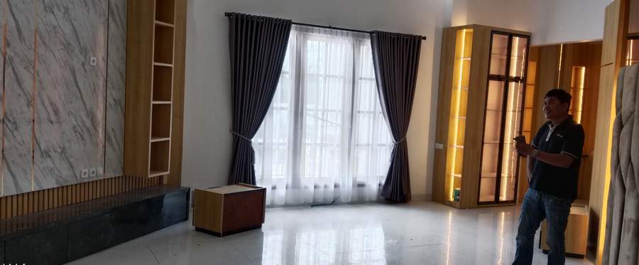 MEWAH: Ruangan bagian dalam rujab bupati PPU yang bakal didesain sangat mewah, antara lain dilengkapi spring bed impor dan televisi ukuran 2 meter. (ari/kp)