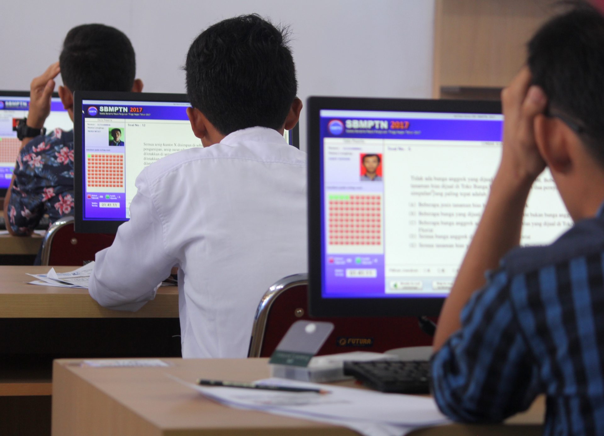 SELEKSI MASUK KAMPUS: Calon penerima KIP Kuliah tahun 2024 adalah mereka yang lulus SMA sederajat pada 2024, 2023, dan 2022.