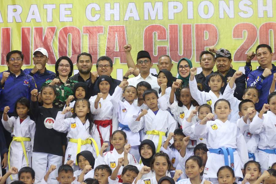 PEMBUKAAN: Wali Kota Balikpapan Rahmad Mas