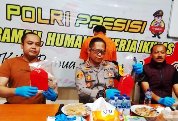 Kapolresta Banjarmasin Kombespol Sabana Atmojo (tengah). (Humas Polresta Banjarmasin)