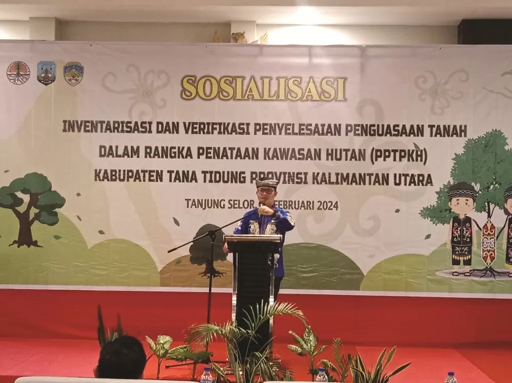 Bupati Tana Tidung Ibrahim Ali membuka sosialisasi inventarisasi dan verifikasi penyelesaian penguasaan tanah dalam rangka penataan kawasan hutan Tana Tidung.