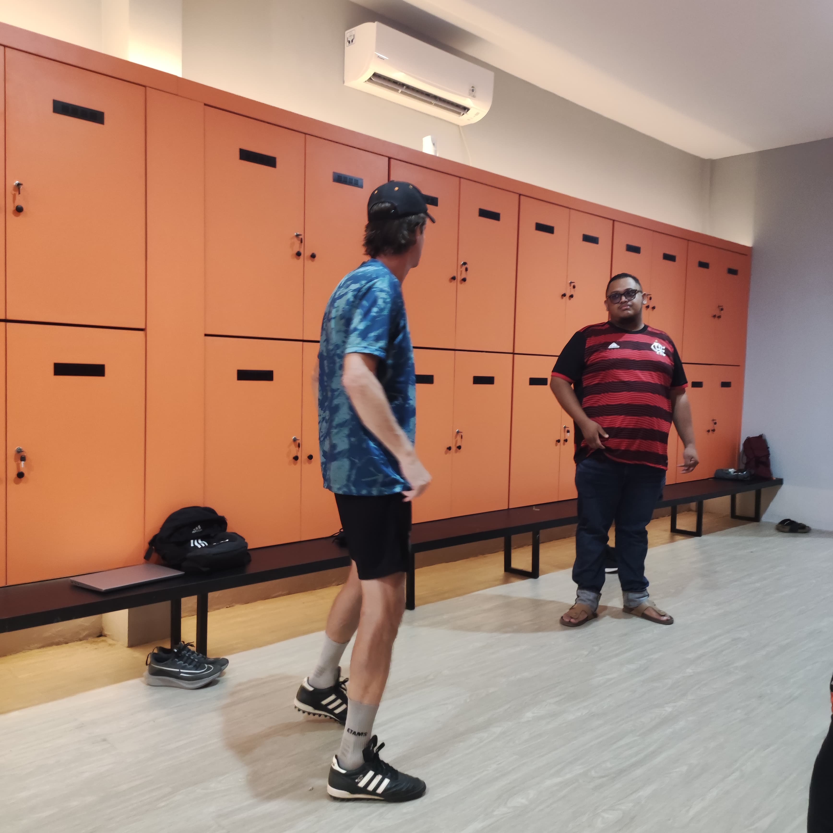 REPRESENTATIF: Presiden Borneo FC Nabil Husien Said Amin meninjau beberapa bagian gedung di Borneo FC Training Centre yang akan digunakan untuk aktivitas tim junior.