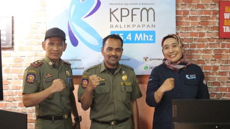 Satpol PP PPU Talkshow bersama Radio KPFM Balikpapan.