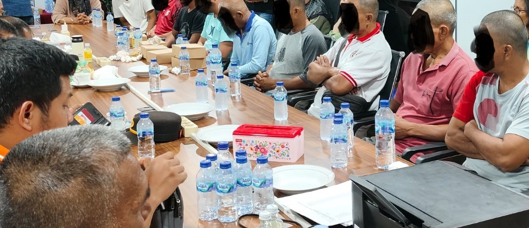 9 warga yang diduga yang dituding menghalangi proyek pembangunan Bandara VVIP Ibukota Nusantara (IKN) di kelurahan Gersik, kabupaten Penajam Paser Utara (PPU) akhirnya dibebaskan.