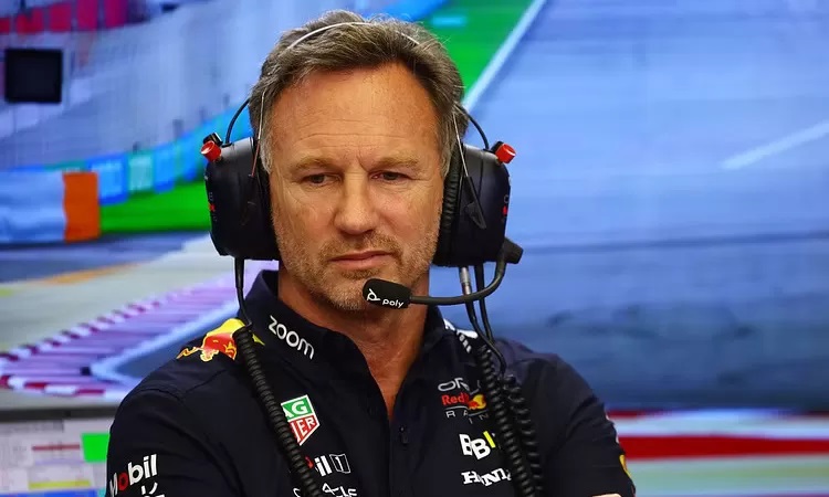 Prinsipal Tim Red Bull, Christian Horner mendapat sorotan tajam karena kasus kekerasan seksual yang diduga dilakukannya terhadap salah satu karyawan perempuan. (Sumber: Sportskeeda)