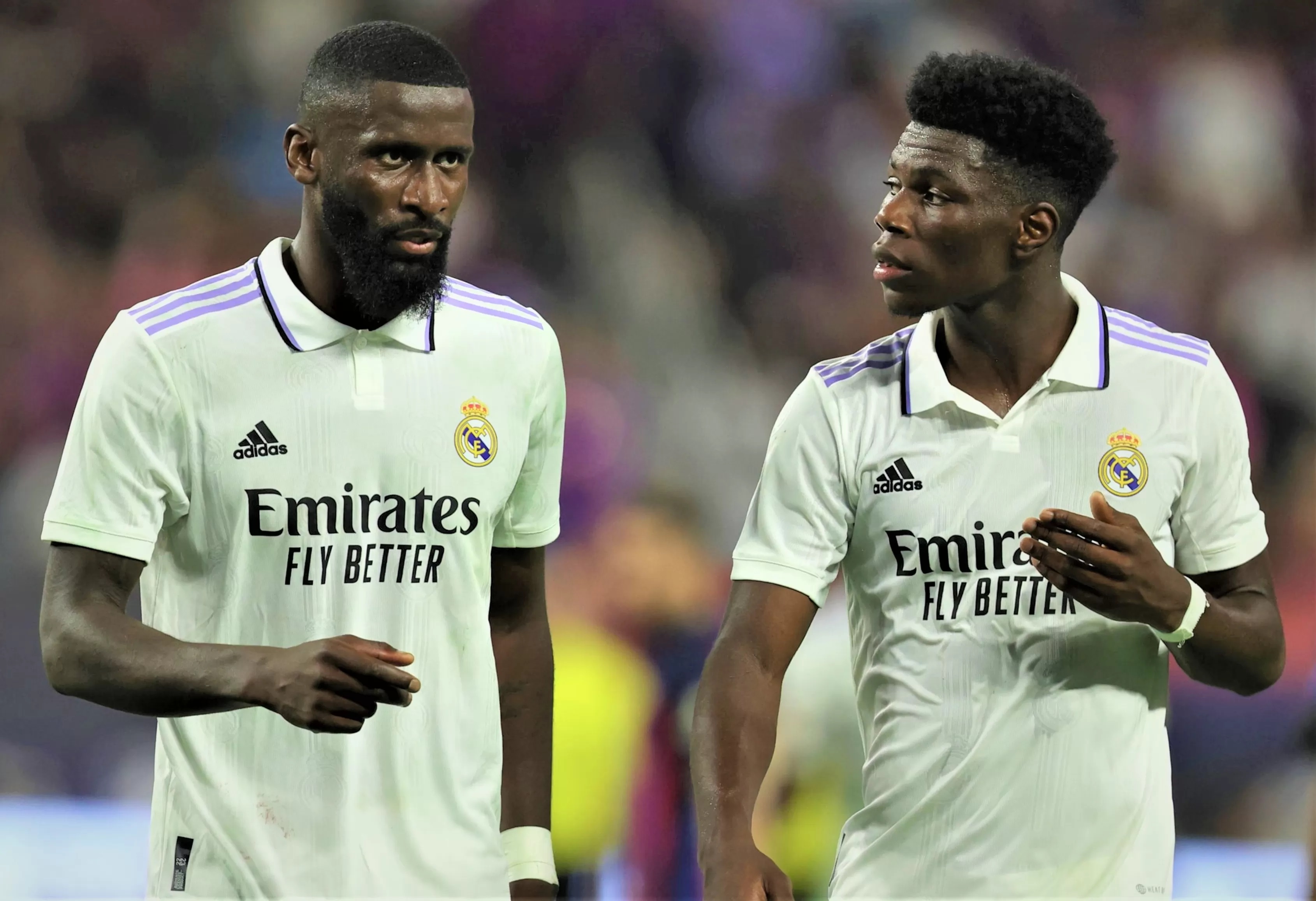 Aurelien Tchouameni berpeluang kembali menemani Antonio Rudiger di jantung pertahanan Real Madrid saat menghadapi RB Leipzig. (Foto: X/ESPN)
