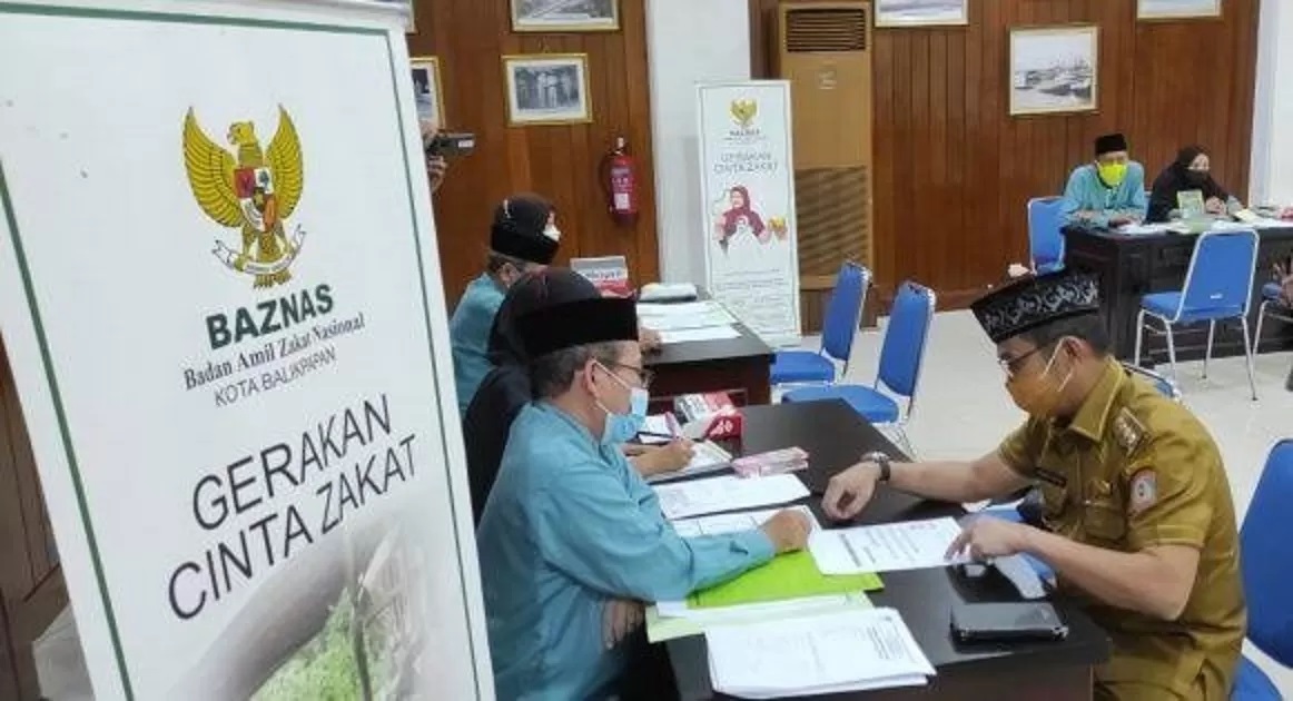 Pembayaran zakat fitrah Wali Kota Balikpapan Ramadan tahun lalu. (Dok)