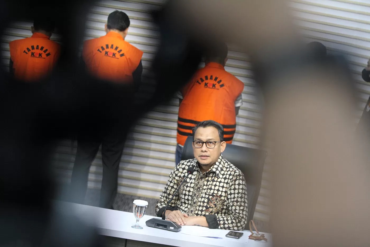 Kepala Bagian Pemberitaan KPK Ali Fikri. KPK telah mengumumkan dimulainya penyidikan perkara dugaan korupsi bermodus investasi fiktif di Taspen untuk tahun anggaran 2019. (DERY RIDWANSAH/ JAWAPOS.COM)