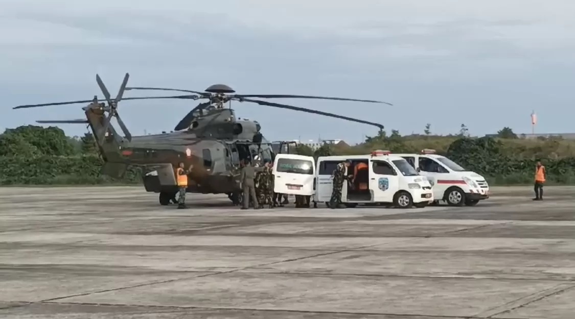 Evakuasi korban ke Tarakan.