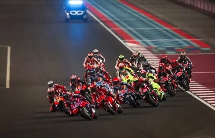 PEMBUKA: Balapan seri pertama MotoGP 2024 di Sirkuit Internasional Losail, Qatar, Senin (11/3) dini hari Wita. (Crash.net)