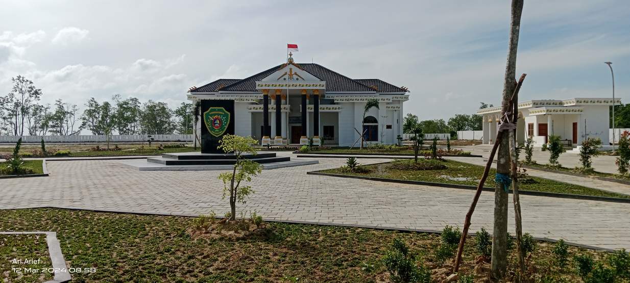 BELUM DITEMPATI: Setelah diresmikan oleh Pj Bupati PPU Makmur Marbun pada 9 Maret 2024, rujab bupati yang dibangun menghabiskan anggaran lebih dari Rp 40 miliar itu masih kosong.(ari/kp)