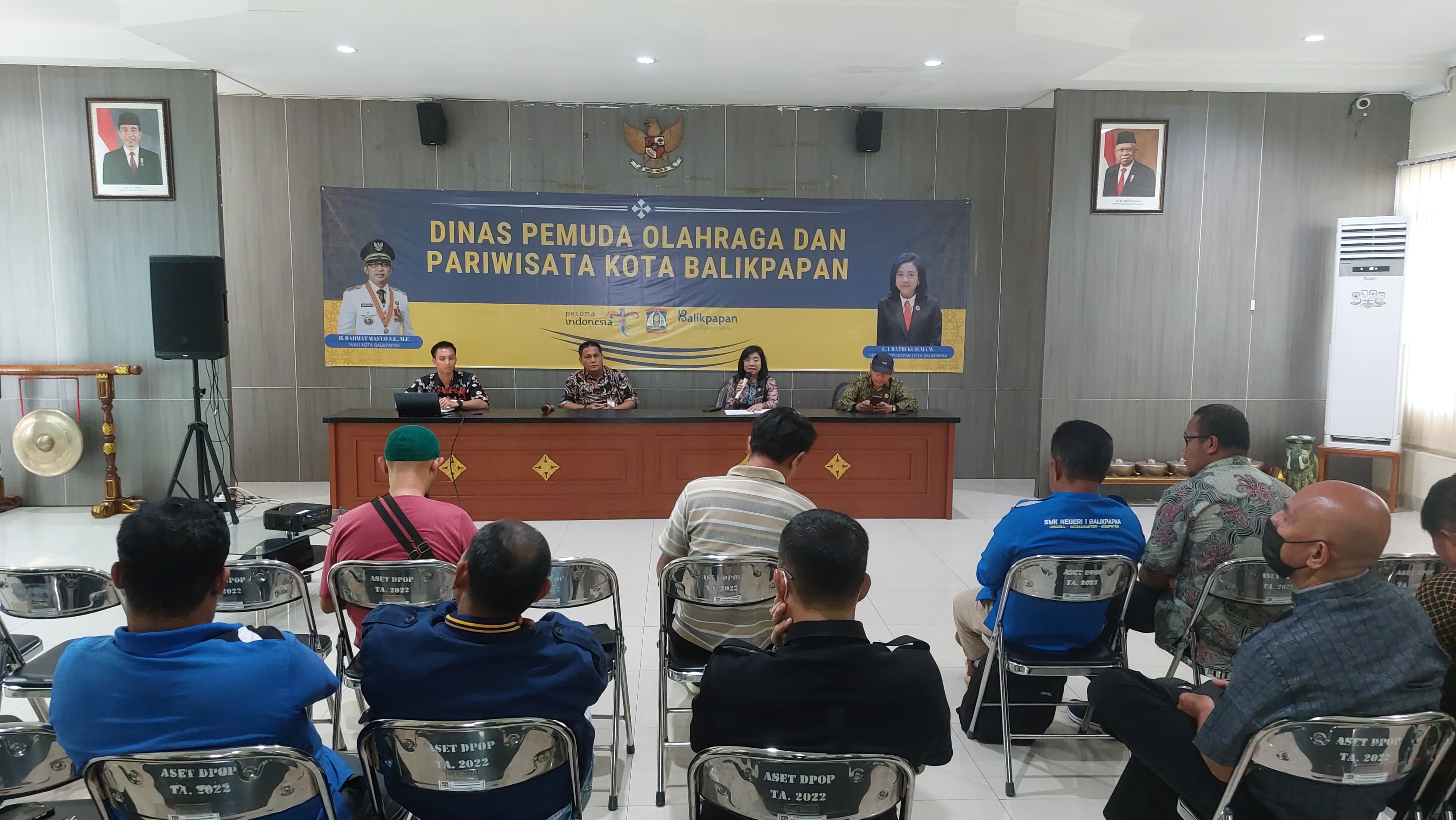 AWAL PERSIAPAN: Rapat perdana Pekan Olahraga Kota Balikpapan 2024 di Kantor Disporapar kemarin.